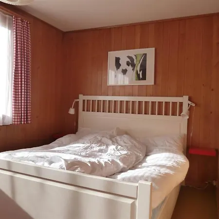 Apartment Bodehus Ferienhaus- Dusche- Wc- 3 Schlafraeume 4-zimmer-einzelchalet By Interhome *