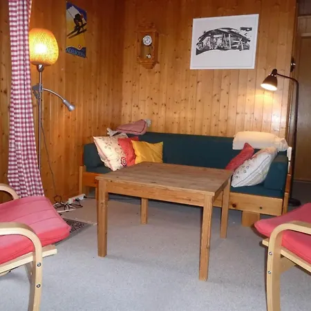 Apartment Bodehus Ferienhaus- Dusche- Wc- 3 Schlafraeume 4-zimmer-einzelchalet By Interhome Adelboden